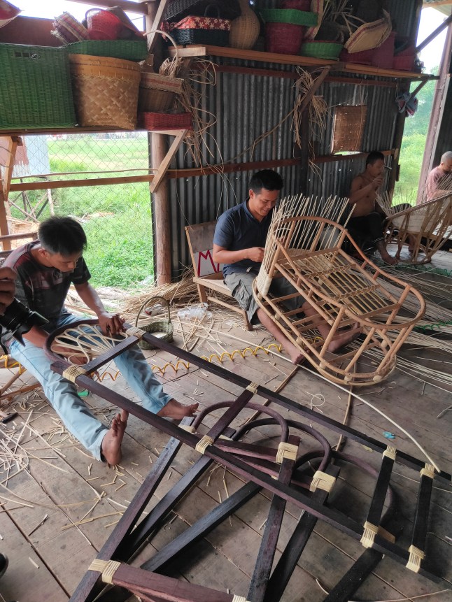 UMKM kerajinan rotan di Pekanbaru