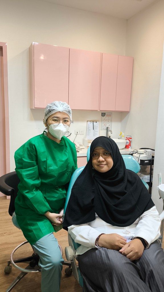 Bersama dokter gigi SATU Dental Cempaka Putih