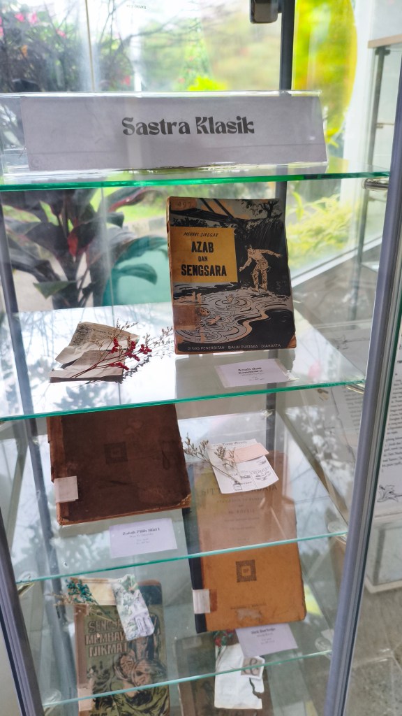 Buku-buku klasik di Parade Masa Balai Pustaka