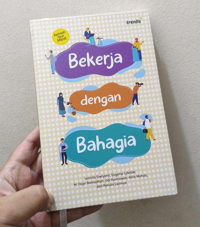 Buku Bekerja dengan Bahagia - Trenlis