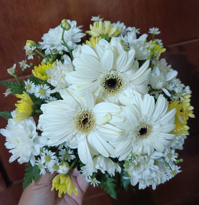 Contoh rangkaian bunga