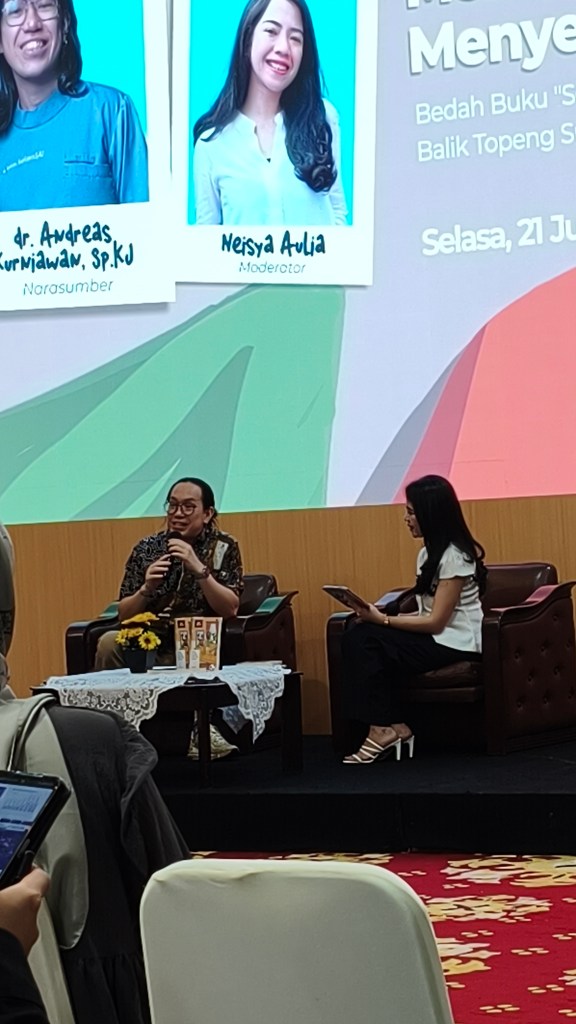 Talk Show Kesehatan Jiwa dengan dr. Andreas Kurniawan, Sp.KJ.
