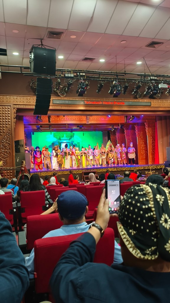 Pertunjukan Wayang Orang Bharata